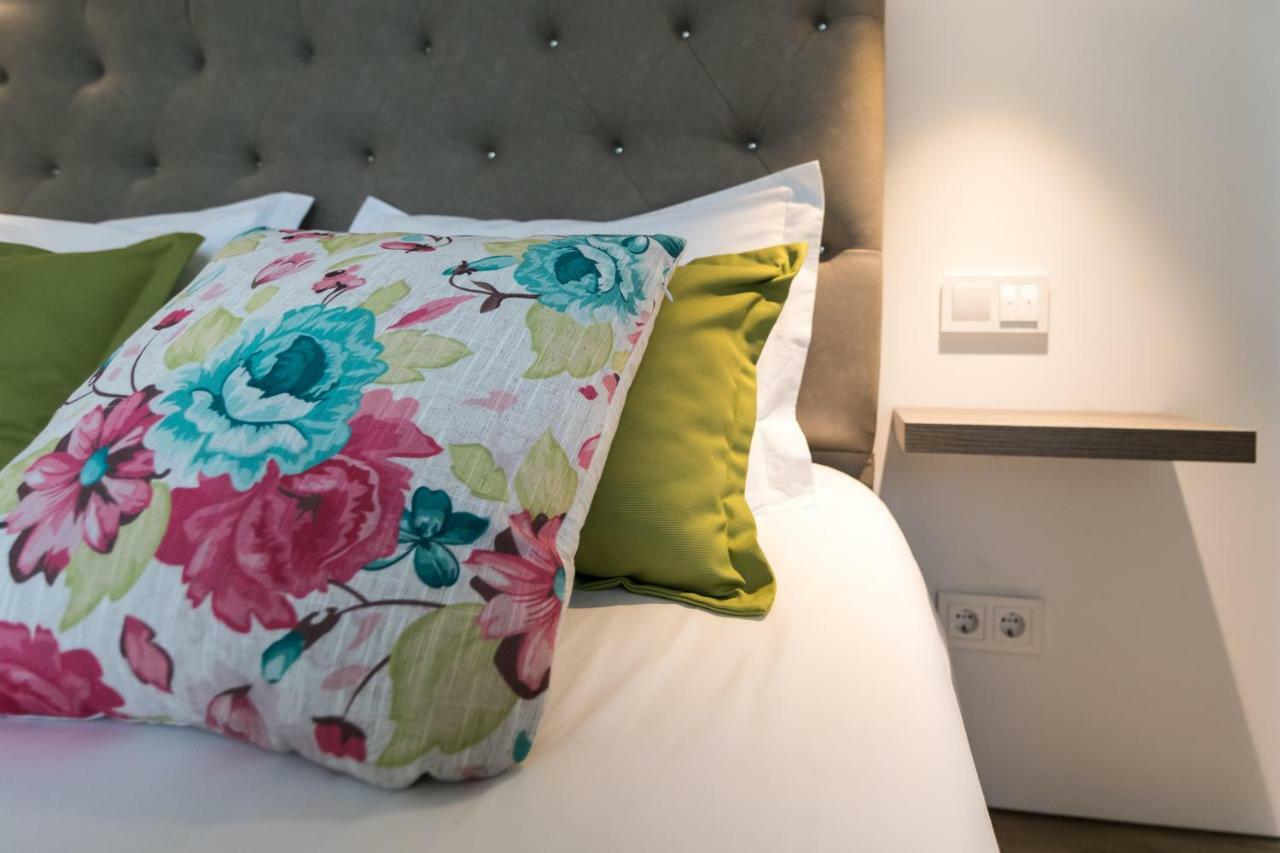 Azaleas Guest House Ribeira Cha Ngoại thất bức ảnh